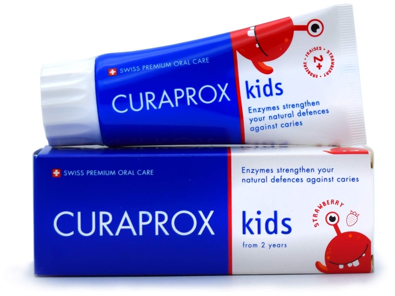 Curaprox Kids Strawberry Toothpaste Зубна паста дитяча зі смаком полуниці містить фтор, 60 ml