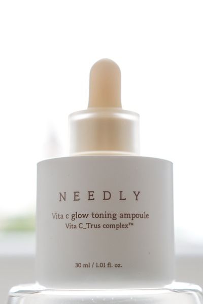 Needly Vita C glow toning ampoule Тонізуюча сироватка для обличчя з вітаміном С для сяйва шкіри 30 ml, 30 ml