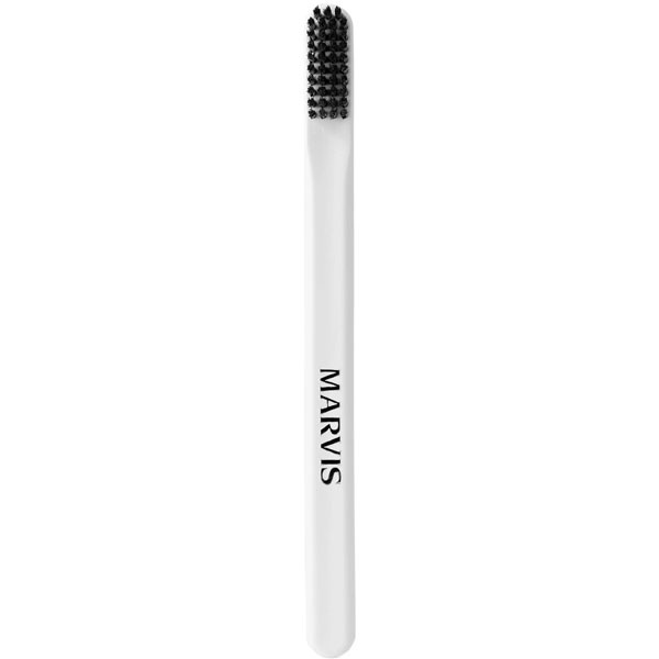 Marvis Toothbrush Зубна щітка з м'якою щетиною Біла, 1 шт